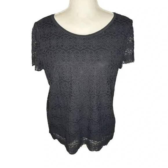 LC Lauren Conrad Women’s Medium Black Short Sleeved Blouse With Black Overlay‎ - Picture 1 of 4